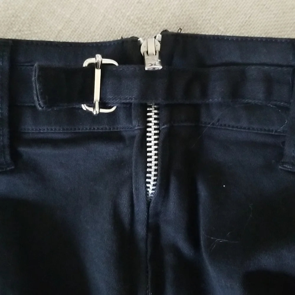 Tripp buckle backed skirt - Picture 4 of 6